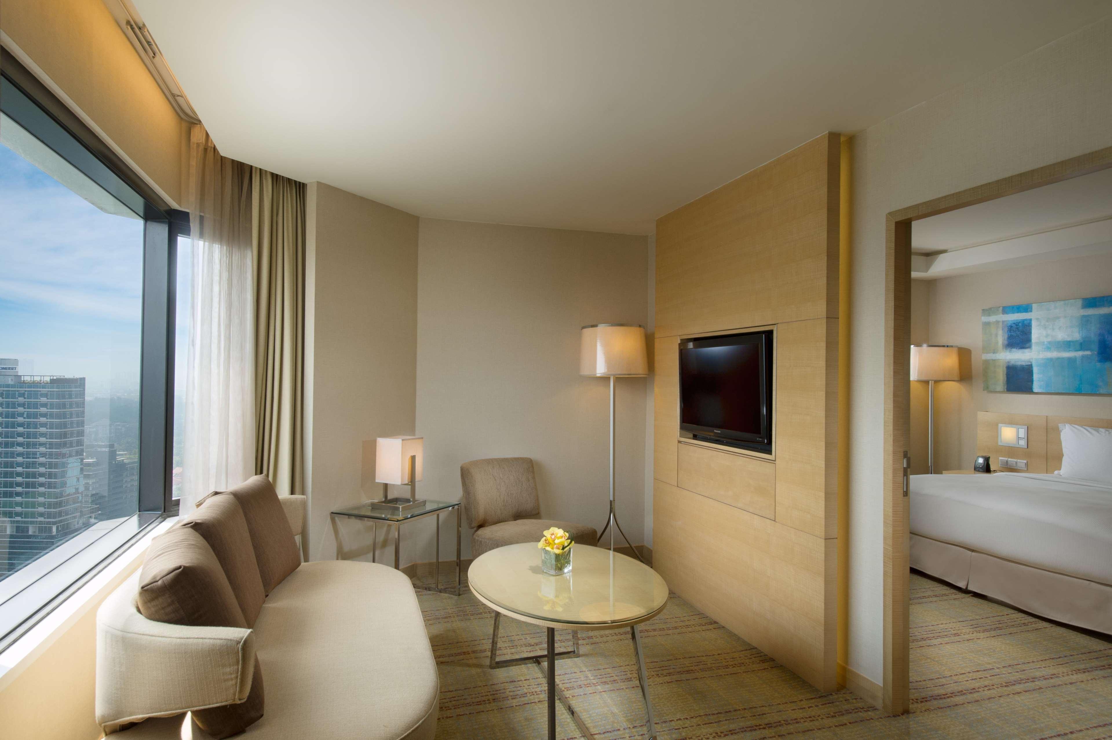 Doubletree By Hilton Kuala Lumpur Hotel Kültér fotó Suite