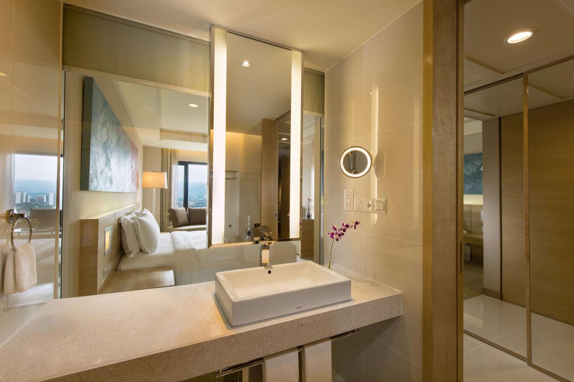 Doubletree By Hilton Kuala Lumpur Hotel Kültér fotó